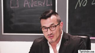 Letting my teacher bang my butthole in classroom