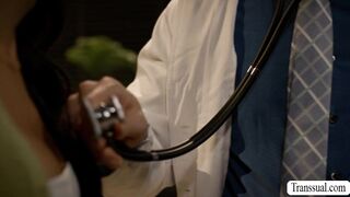 Seducing my handsome doctor to fuck my butthole