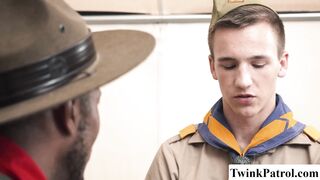 Scout officer enjoy his self into the ass of Twink