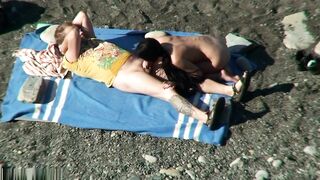 stepsister enjoys sex on the beach (voyeur)