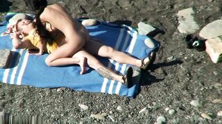 stepsister enjoys sex on the beach (voyeur)