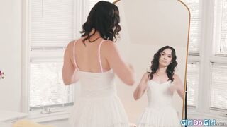 Im being scissored by my big tit stepmom